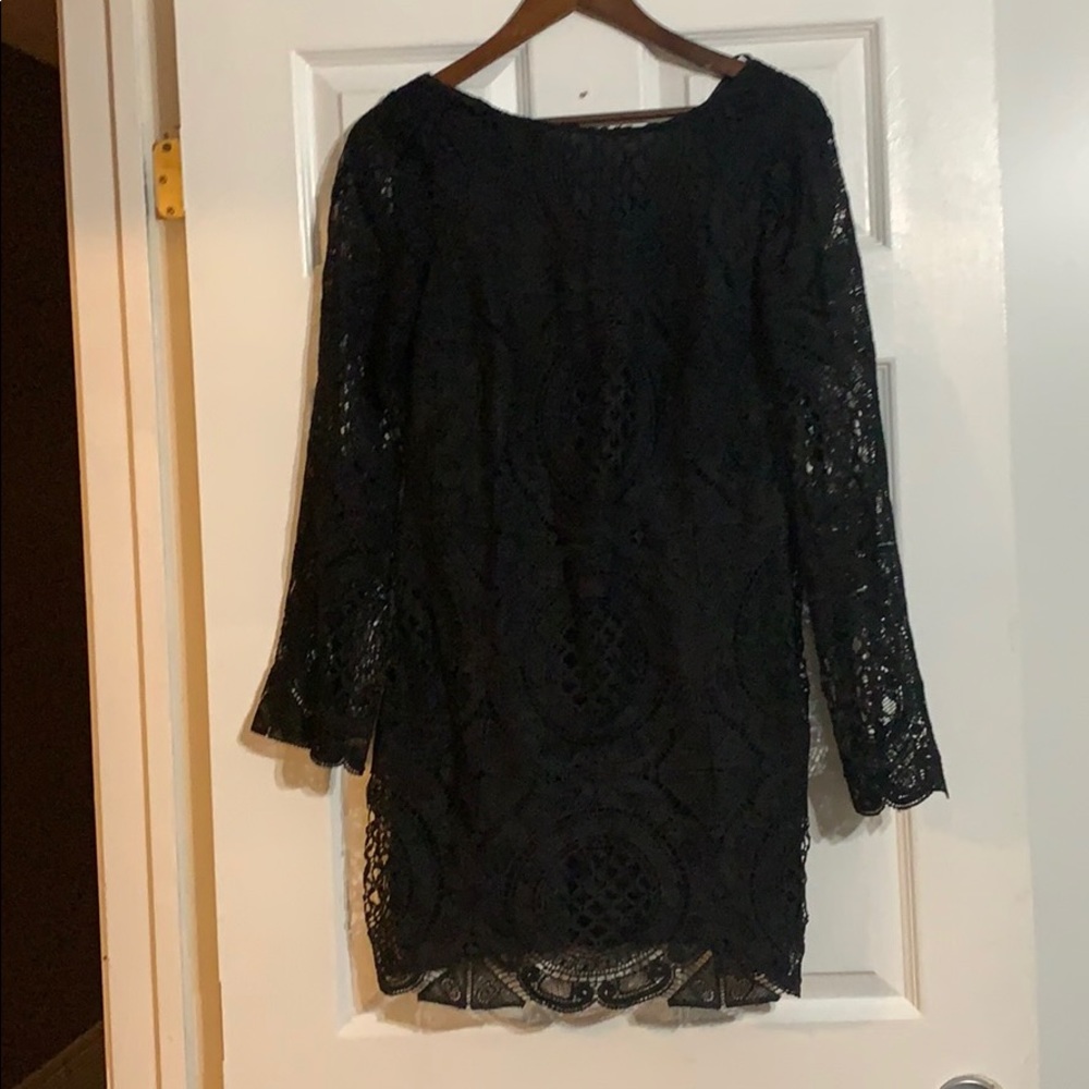 Black fitted dress